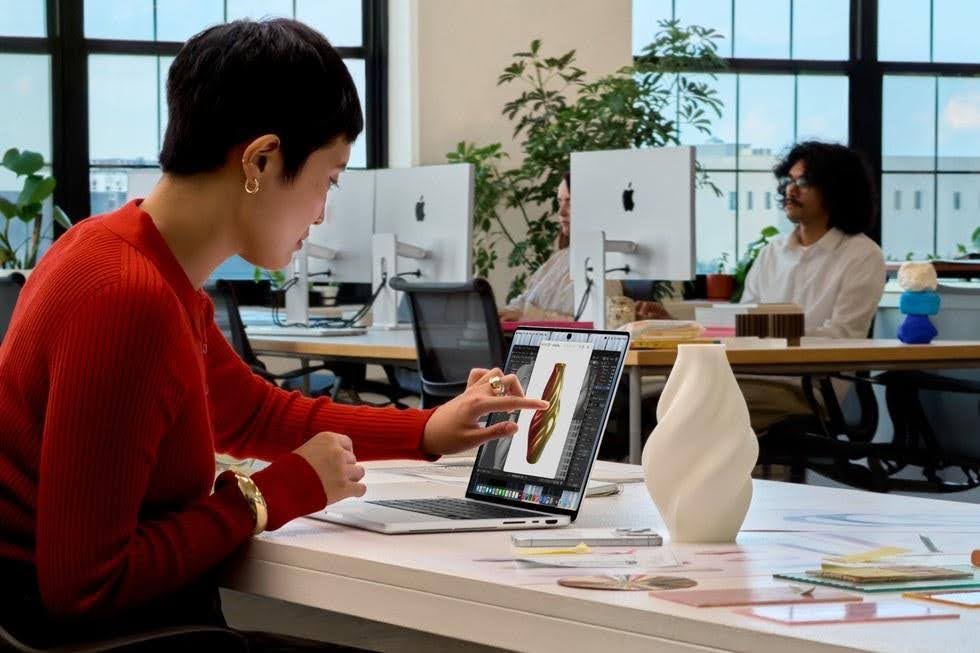 pantalla táctil | Applivery The touchscreen comes to Mac, working alongside the keyboard and trackpad. Image: Apple.